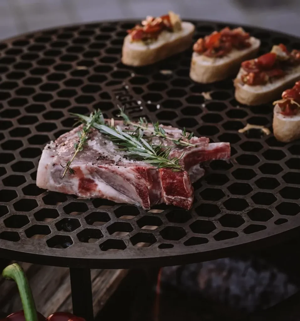 Lekkere steak gemaakt op een plancha bbq in Nederland.