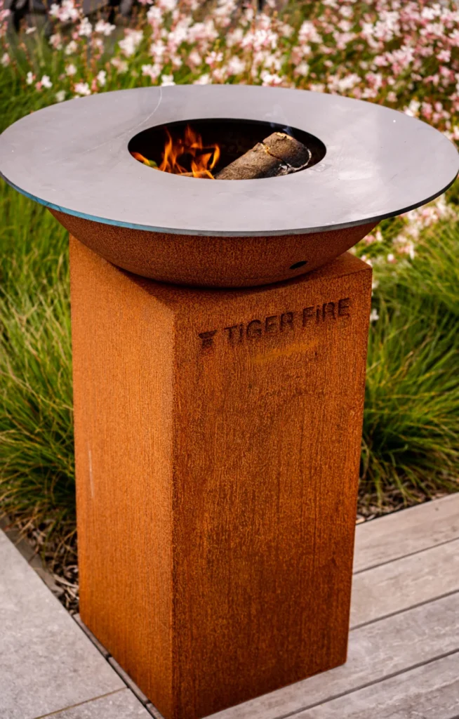 TIGER FIRE plancha BBQ's bieden uitstekende kwaliteit en een prachtig design. Perfect voor buitenkoken in Nederland. Plancha BBQ kopen Nederland | BBQ kopen Nederland | Barbecue kopen Nederland | TIGER FIRE OFFICIAL STORE | TIGER FIRE SHOP | TIGER FIRE | BBQ SHOP | PLANCHA BBQ | PLANCHA SHOP | GRILL PLANCHA BBQ | BBQ GRILL | PLANCHA GRILL BBQ | BBQ GRIDDLE | BESTE PLANCHA BBQ's VAN NEDERLAND | BUITENKEUKENS Nederland | HOUTVUUR PLANCHA | Plancha BBQ accessoires Nederland | BBQ buitenkeuken Nederland